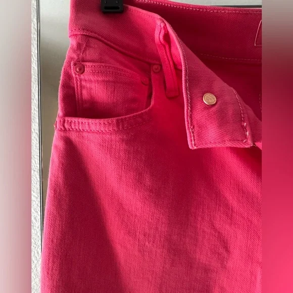 MOTHER The Mid Rise Maven Flood in Play Date. Vibrant Pink Denim. So cute 💗💗💗💗 - Picture 5 of 10